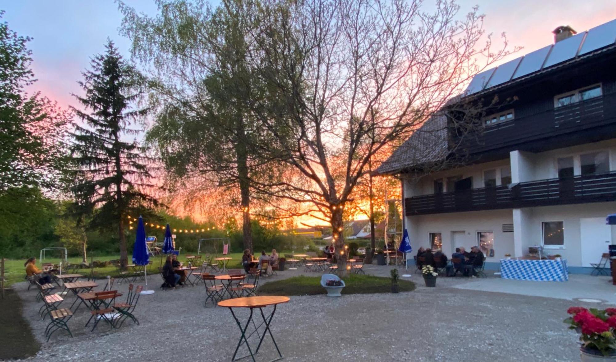 Hotel Zum Bayrischen Wirt Maierhöfen Exterior foto